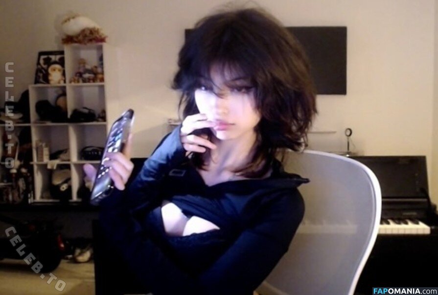 https: / protheme / sanyaaa / sanymaa / sanymaaa Nu OnlyFans  Foto vazada #140