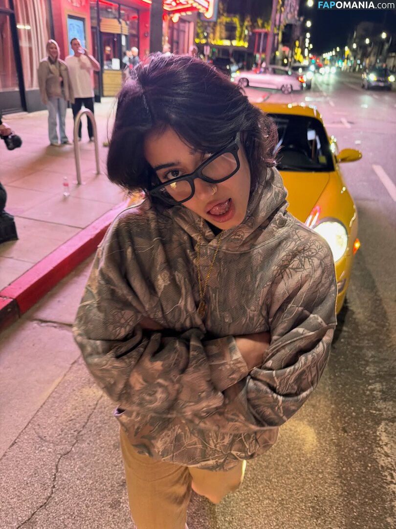 Sara Saffari / sarasaffari__ Nu OnlyFans  Foto vazada #397