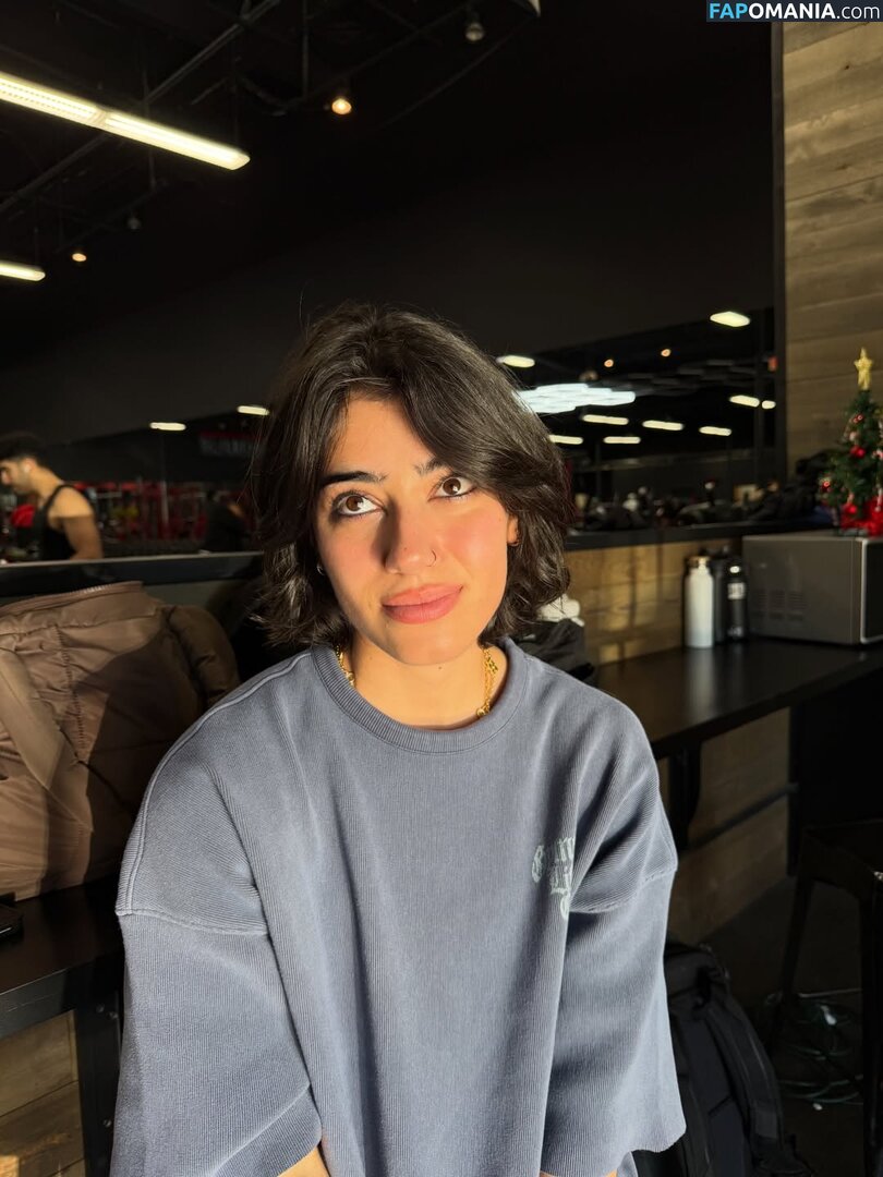 Sara Saffari / sarasaffari__ Nu OnlyFans  Foto vazada #399