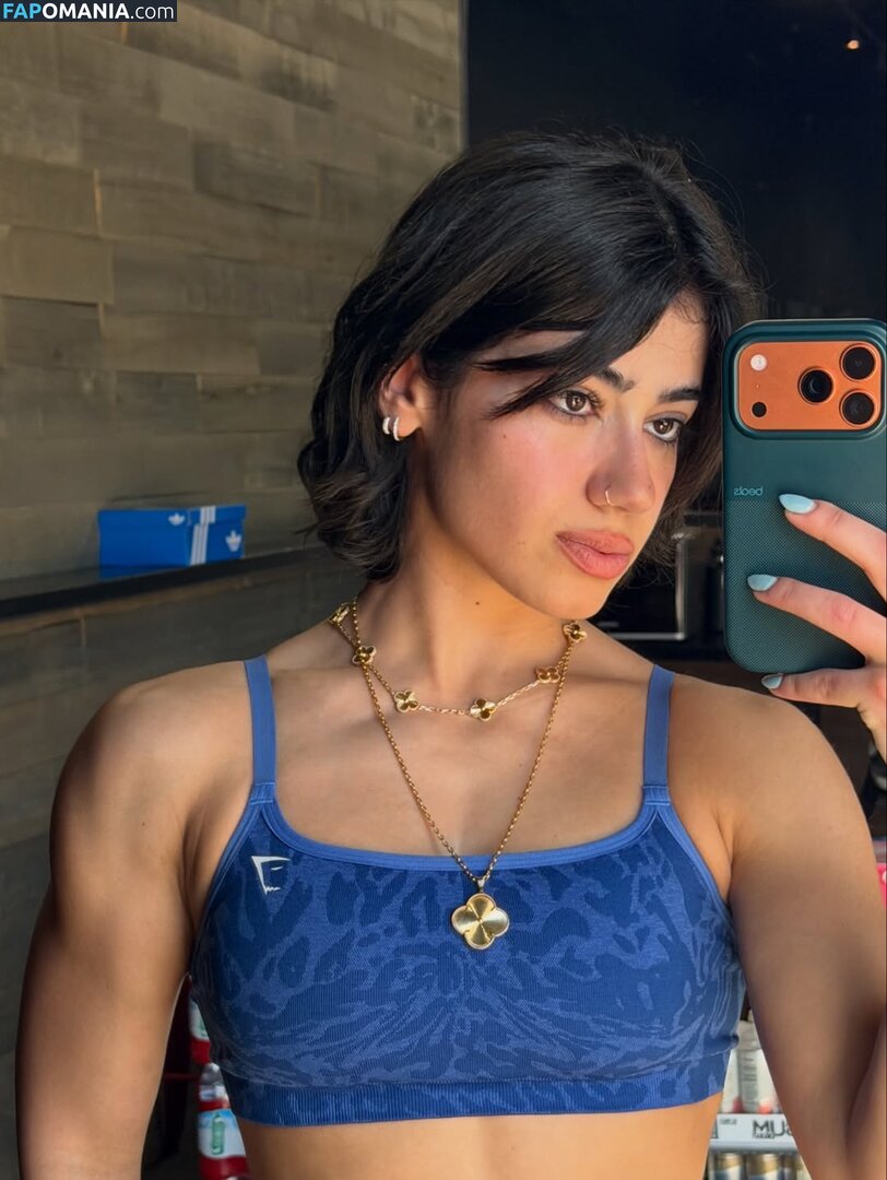 Sara Saffari / sarasaffari__ Nu OnlyFans  Foto vazada #400