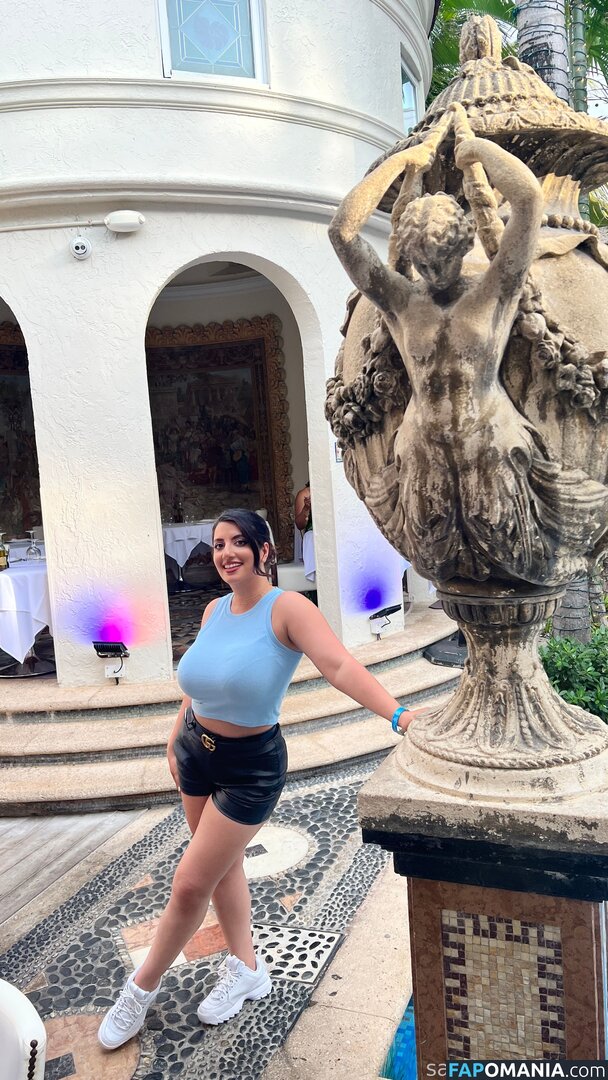 Sarah Arabic / arabicslavegirl / sarah.arabic / saraharabic Nu OnlyFans  Foto vazada #175