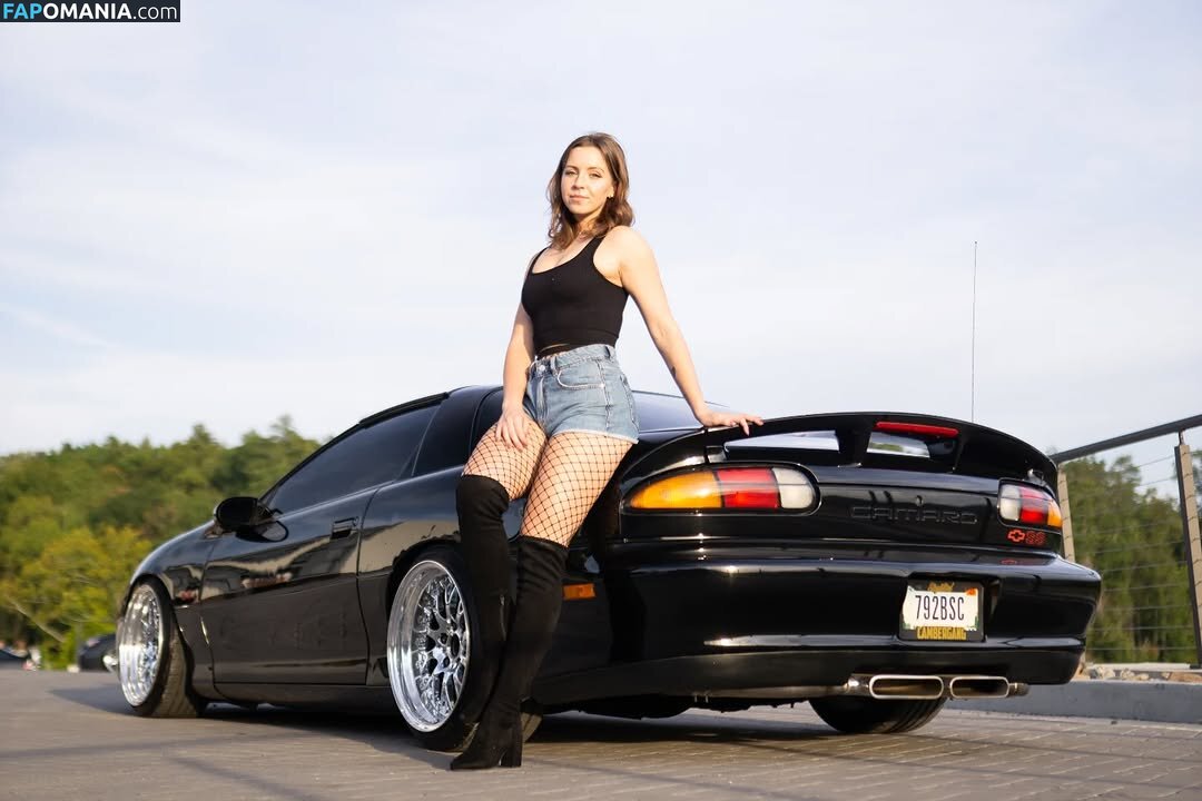 Sarah Senecal / Sen.cityy Nu OnlyFans  Foto vazada #22