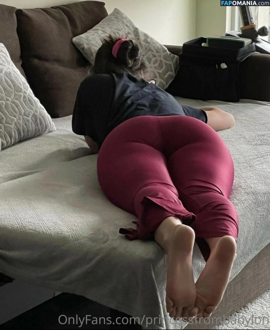 princessfrombabylon / saaaabooood / saabood / sarahbood Nu OnlyFans  Foto vazada #1