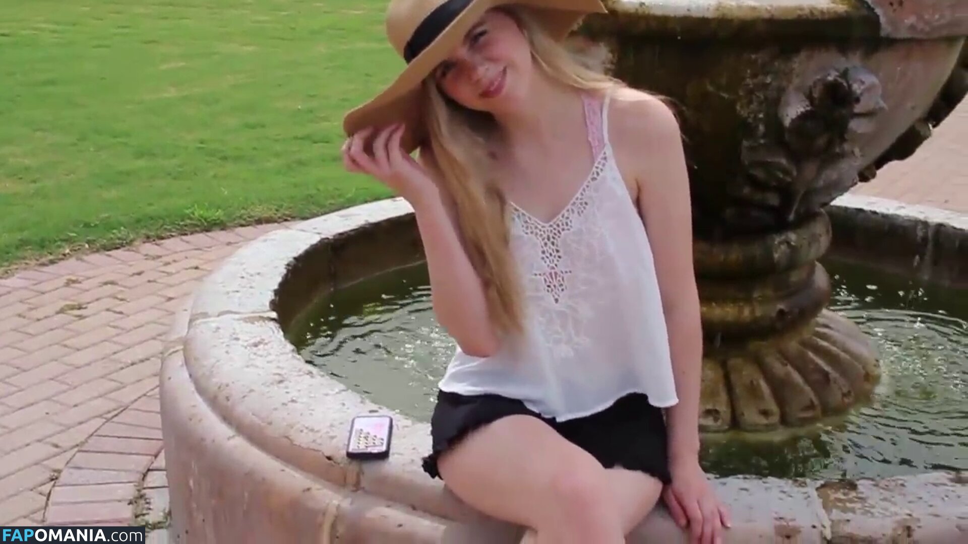 SarahKey / sarahkay9212 / thesarahkey Nu OnlyFans  Foto vazada #7