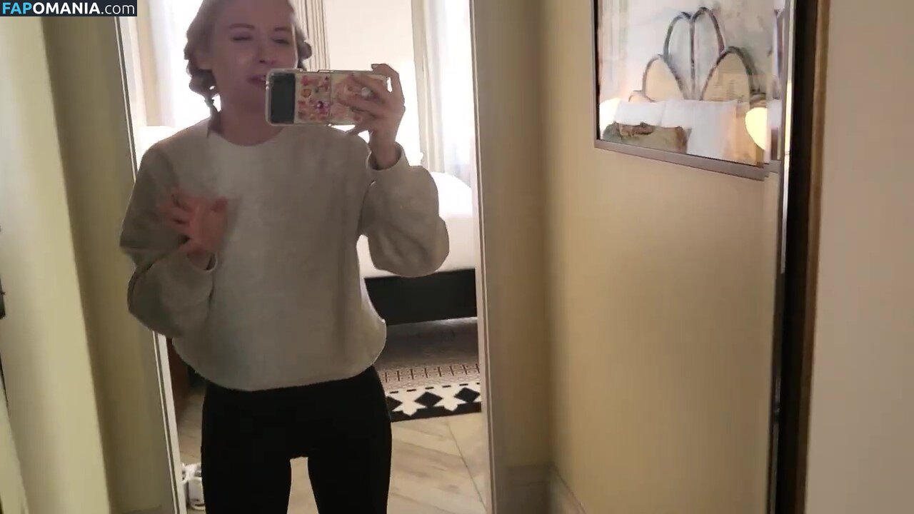 Sarahpodz / https: Nu OnlyFans  Foto vazada #13