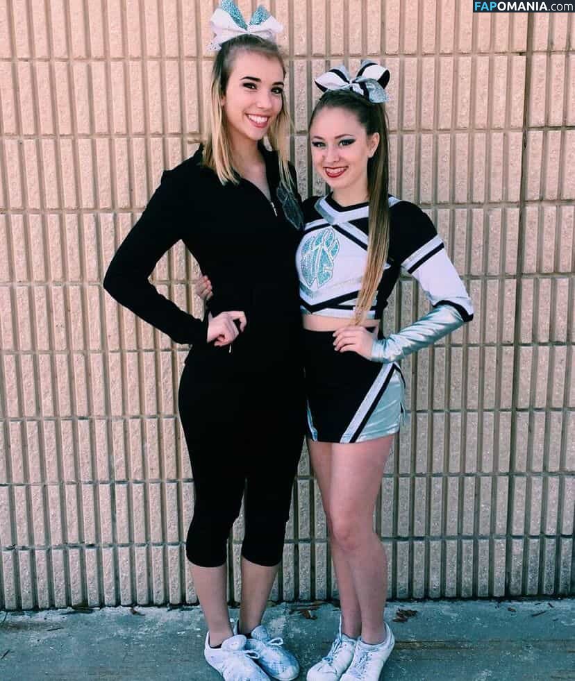 Sarina Hunt / alexandramhunt / sarinahunt / sarinahuntt Nu OnlyFans  Foto vazada #8