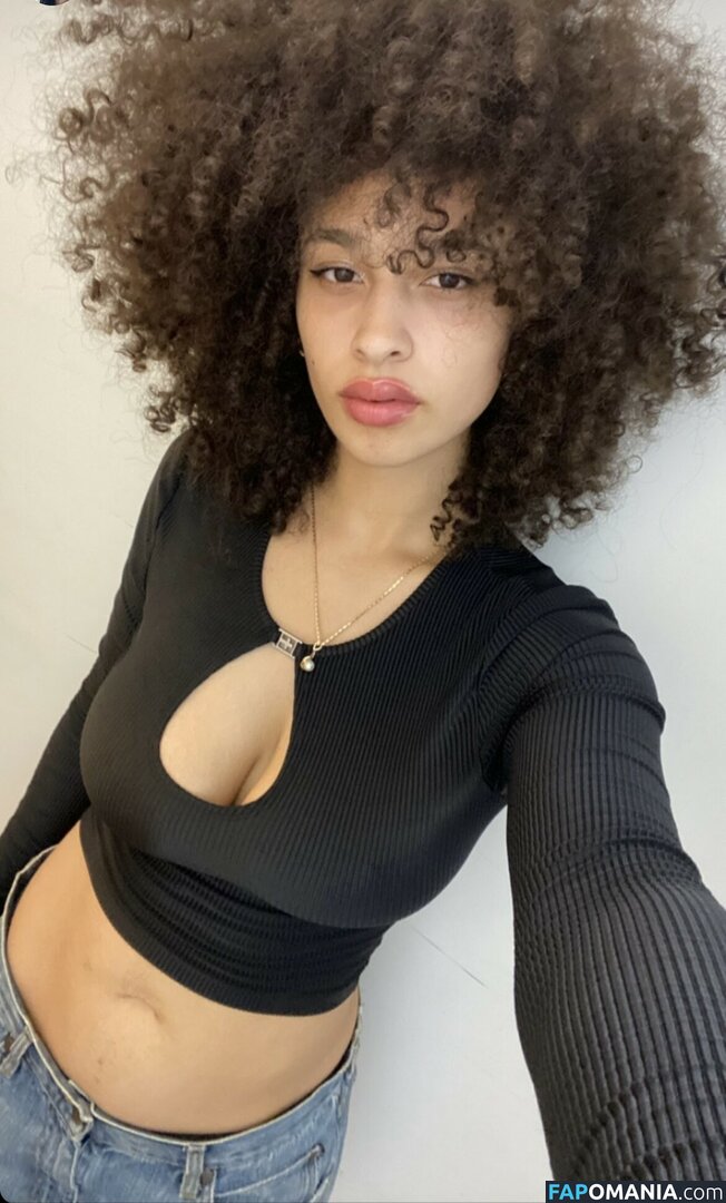 Sarina / svrinx Nu OnlyFans  Foto vazada #4