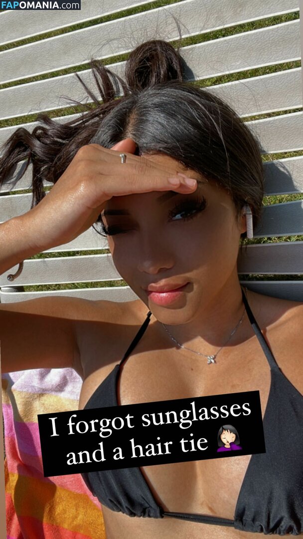 SassySounds ASMR / SassysoundsASMR / sassyselenaaaa / selenaaasasmr Nu OnlyFans  Foto vazada #10