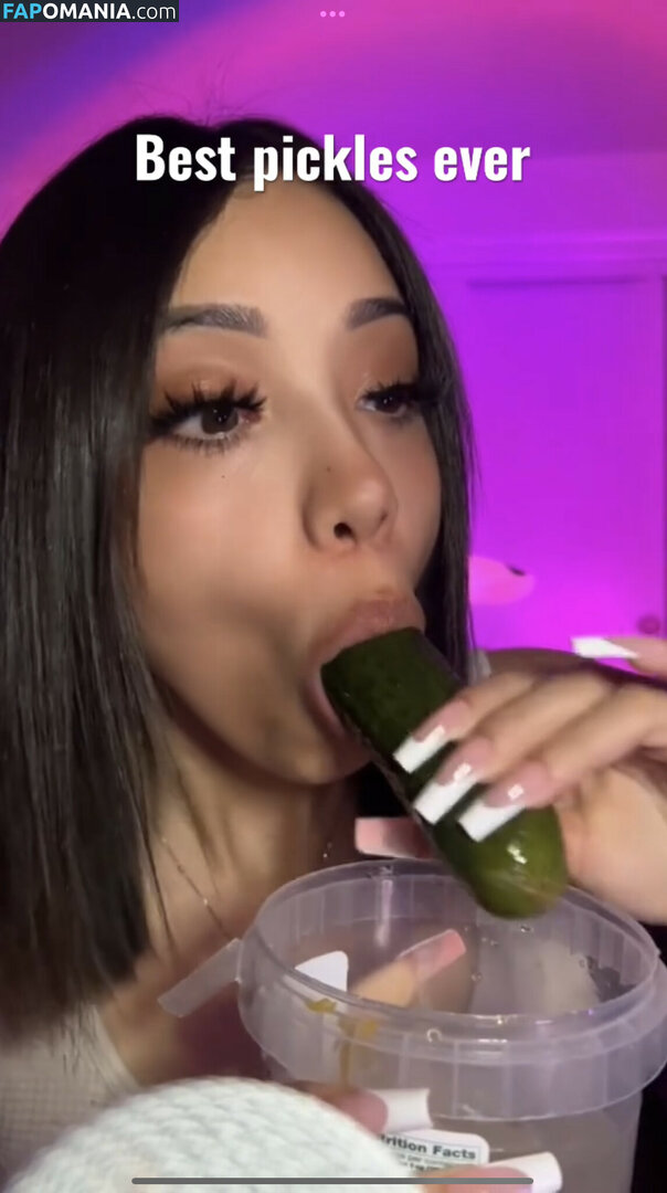 SassySounds ASMR / SassysoundsASMR / sassyselenaaaa / selenaaasasmr Nu OnlyFans  Foto vazada #115