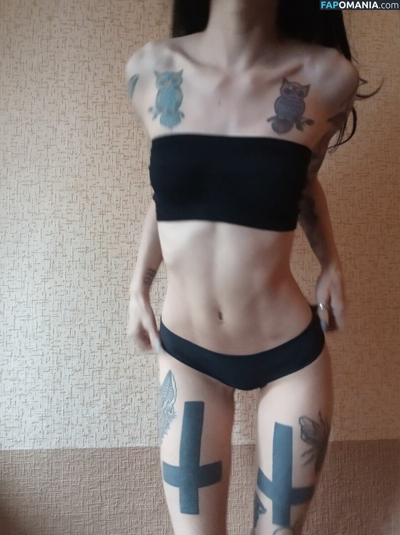 Satana696969 / s_krestami / satana Nu OnlyFans  Foto vazada #5