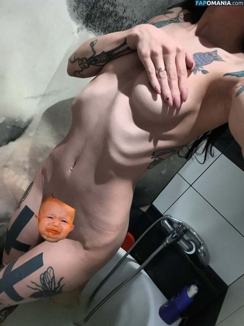 Satana696969 / s_krestami / satana Nu OnlyFans  Foto vazada #8