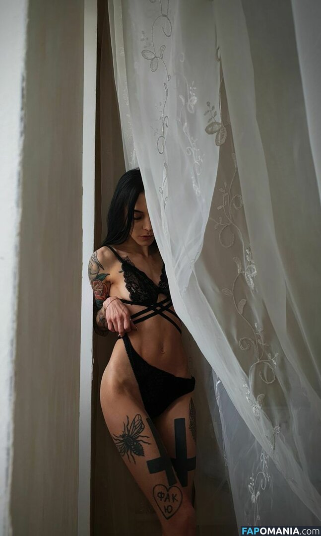 Satana696969 / s_krestami / satana Nu OnlyFans  Foto vazada #20