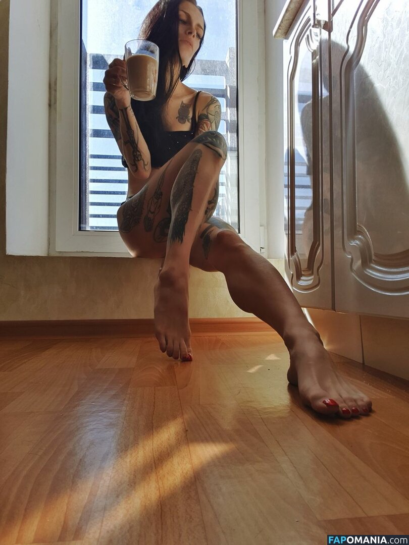 Satana696969 / s_krestami / satana Nu OnlyFans  Foto vazada #29