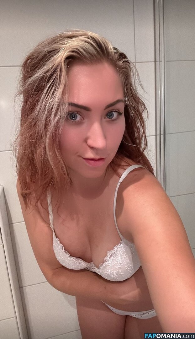 Anne Elisabeth / Satiella / Satiella Cosplay / its.satiella / satiellacosplay Nu OnlyFans  Foto vazada #26