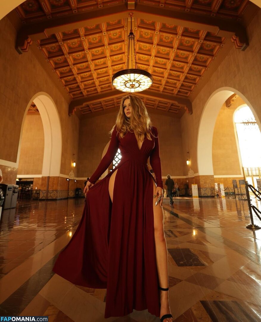 Sava Schutz / sava.schultz / savaschultz Nu OnlyFans  Foto vazada #18