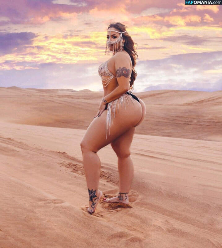 Scarlett Cakez / Scarlett Fever / scarlett4real / scarlettcakez / the_scarlett_fever Nu OnlyFans  Foto vazada #141