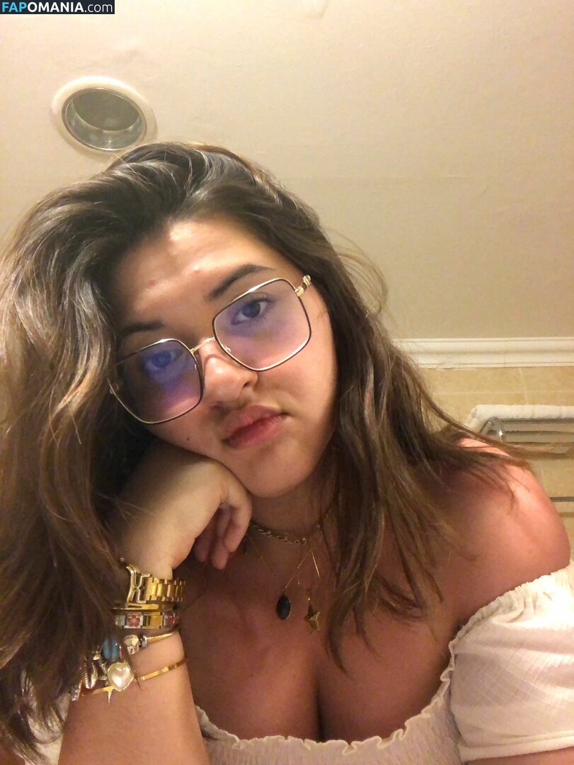Selen Ozdemir Nu OnlyFans  Foto vazada #1