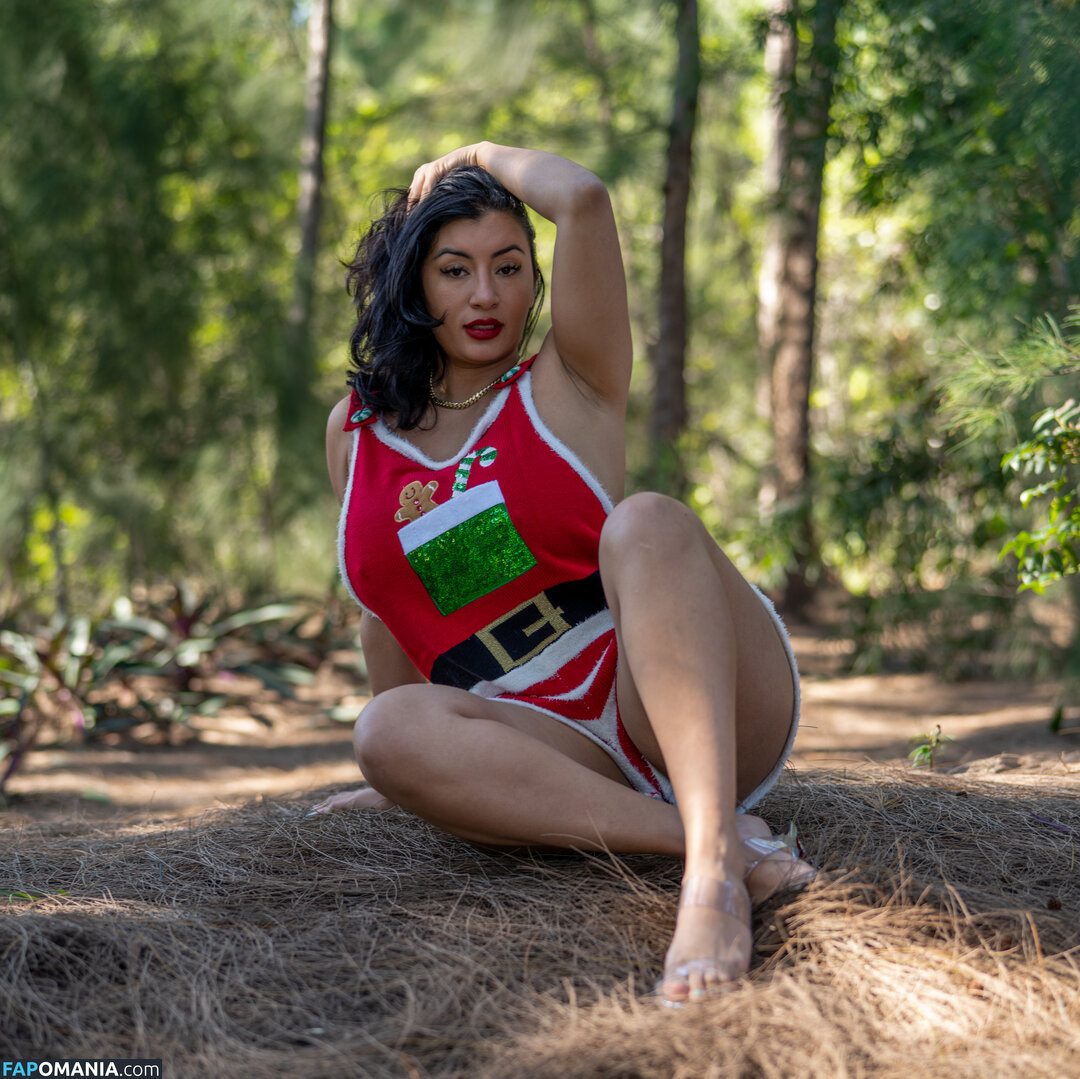 Selena Adams / officialselenaadams4 / selenaadams69 Nu OnlyFans  Foto vazada #85