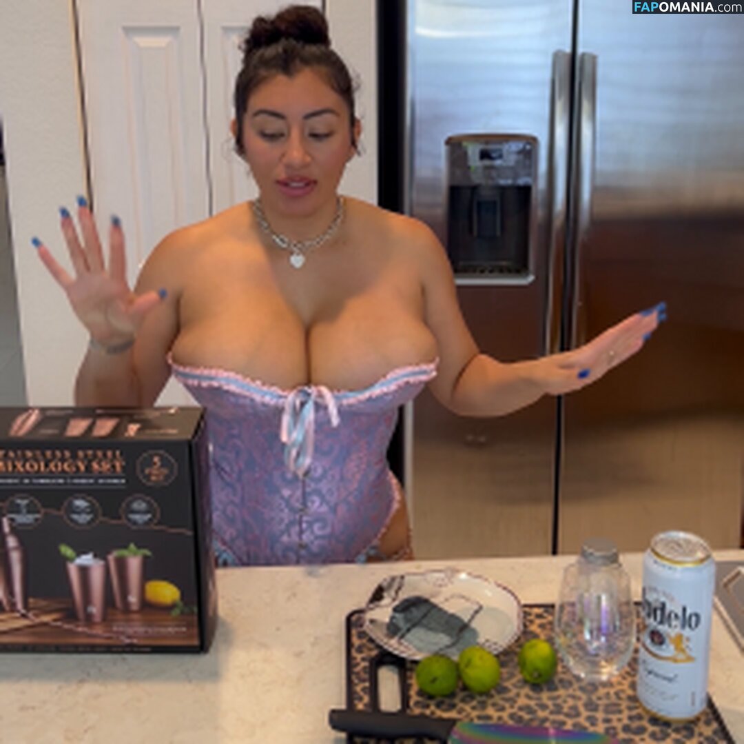 Selena Adams / officialselenaadams4 / selenaadams69 Nu OnlyFans  Foto vazada #337