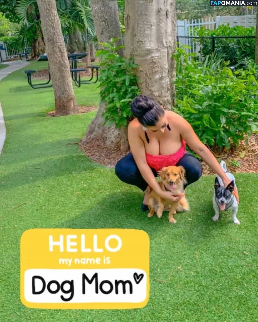 Selena Adams / officialselenaadams4 / selenaadams69 Nu OnlyFans  Foto vazada #358