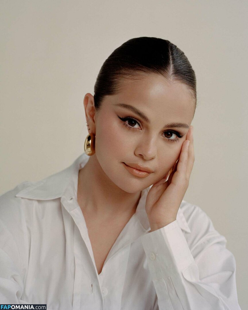 Selena Gomez Nu Foto vazada #96