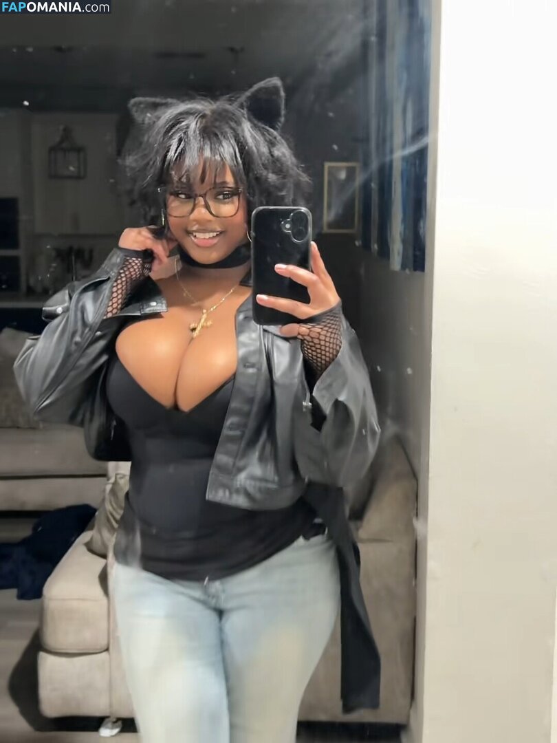 Nia / senpaixtroll / senpiaxtroll Nu OnlyFans  Foto vazada #2