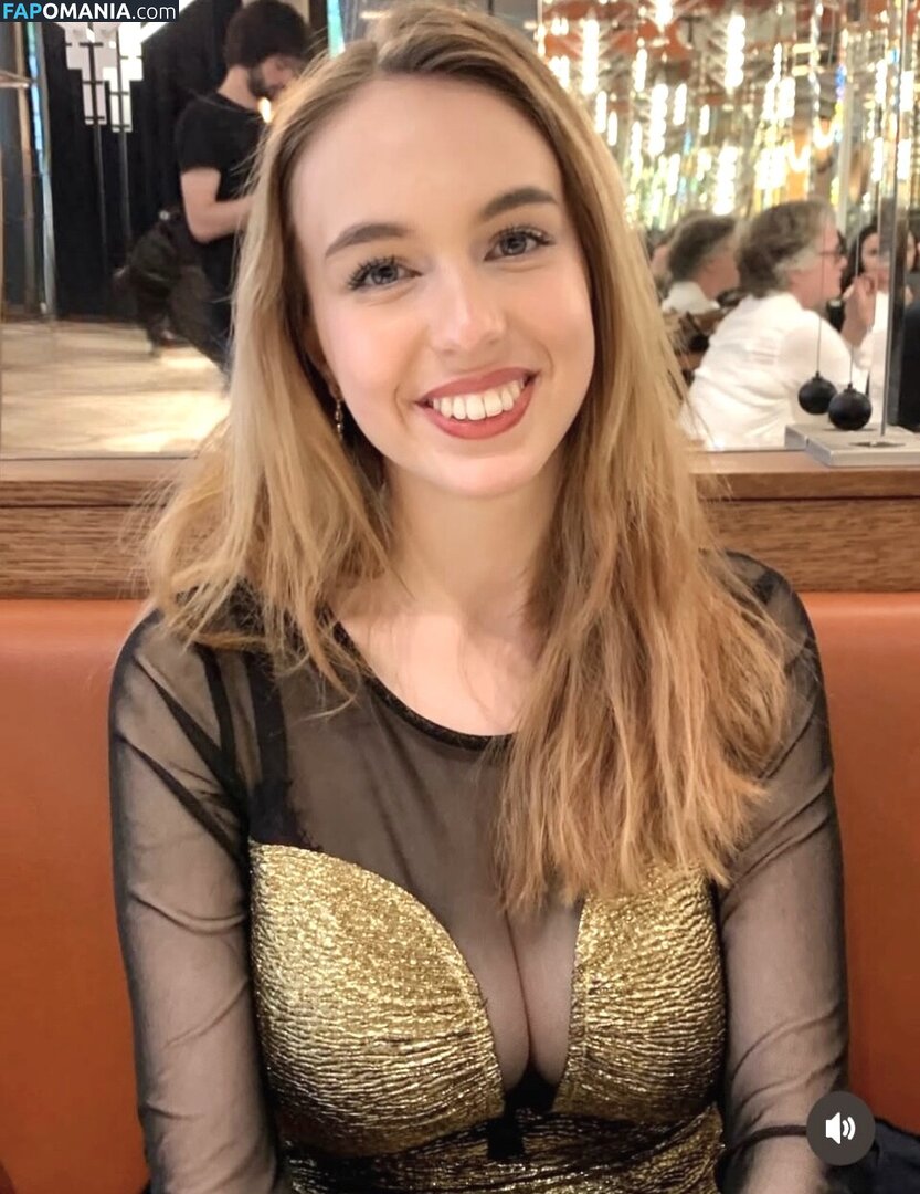 Serena Skybourne / https: / serenaskybourne Nu OnlyFans  Foto vazada #5