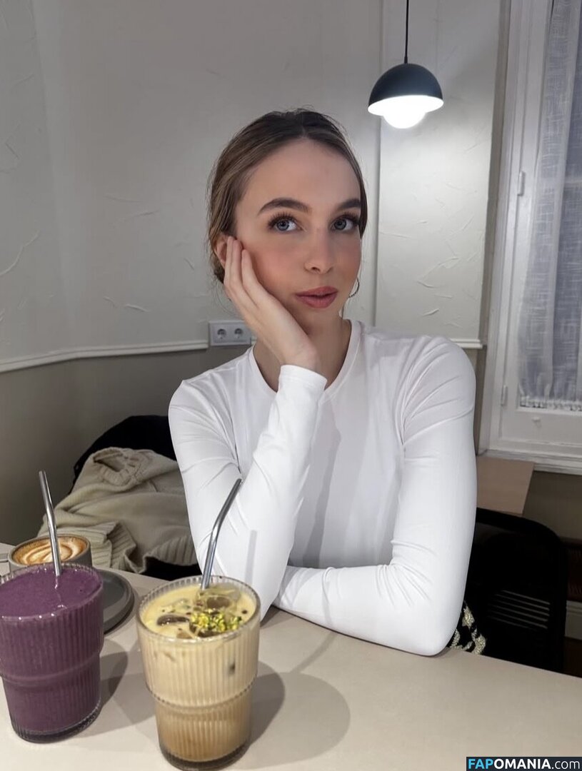 Serena Skybourne / https: / serenaskybourne Nu OnlyFans  Foto vazada #39