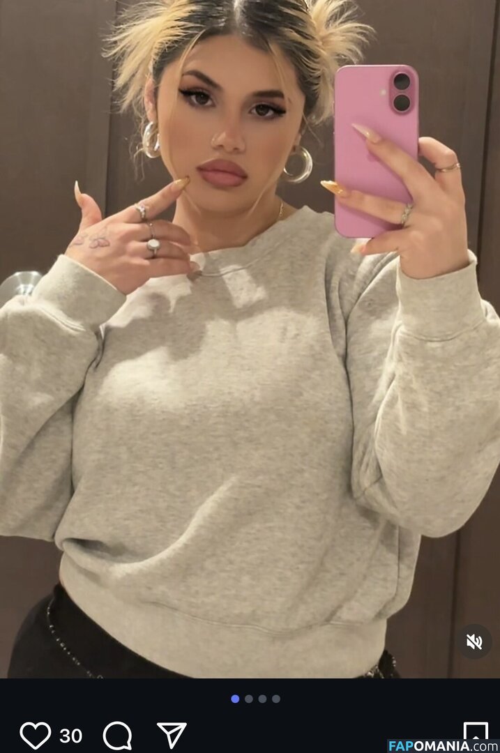 Shaecharmz / https: / sha_charmz Nu OnlyFans  Foto vazada #2