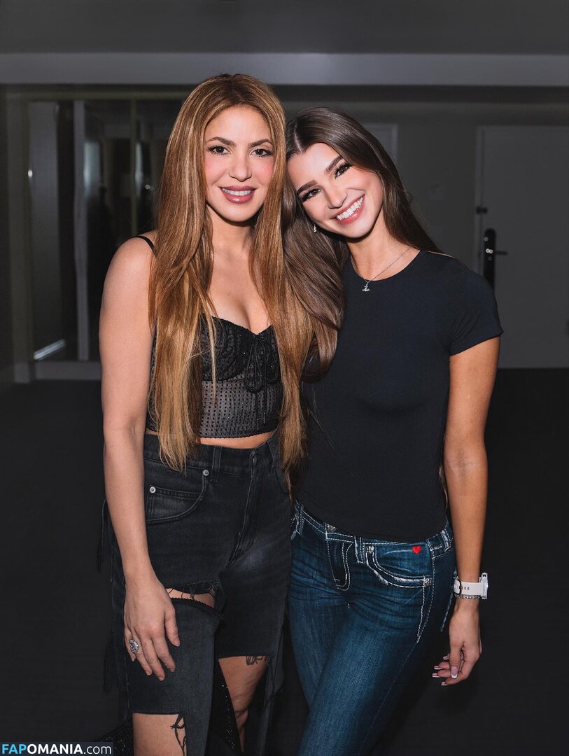 Shakira / shakkira Nu OnlyFans  Foto vazada #580