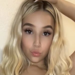Shianna Abbott