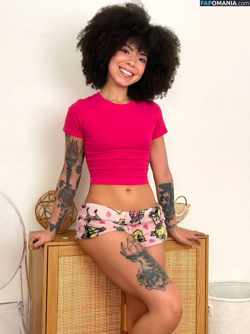 Shweetie / Shweetnlow1 / Shweetnlow1_ / shweetnlow Nu OnlyFans  Foto vazada #87