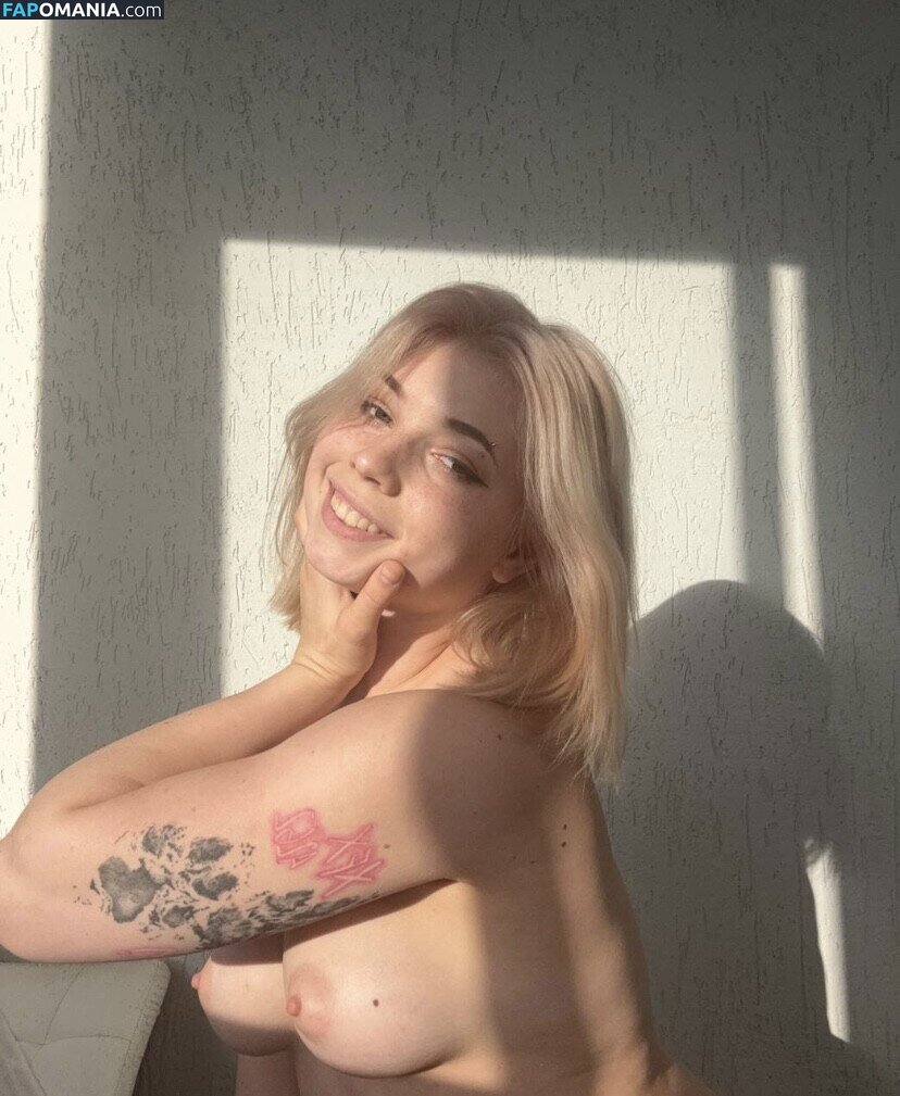 SibleyDurborow (formerly known as EditCarl) / laurenblackborow Nu OnlyFans  Foto vazada #7