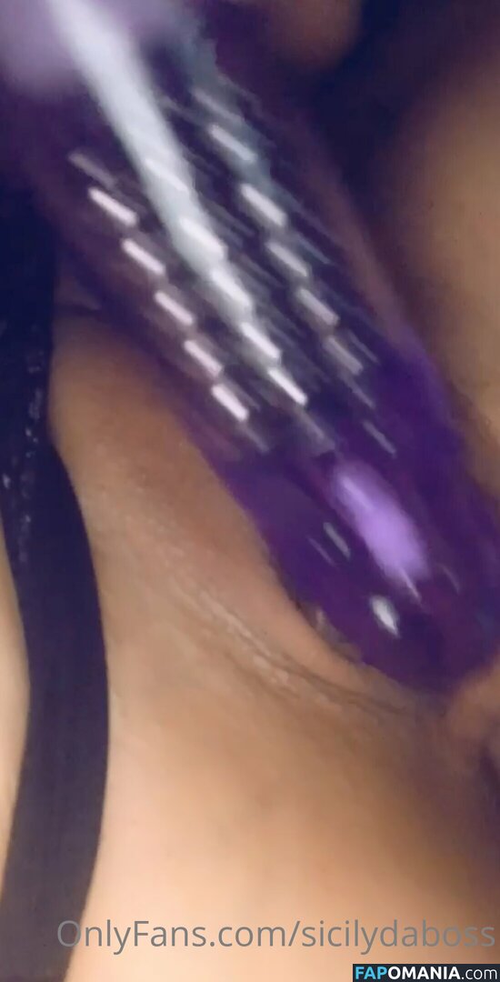 miss_sicily / sicilydaboss Nu OnlyFans  Foto vazada #3