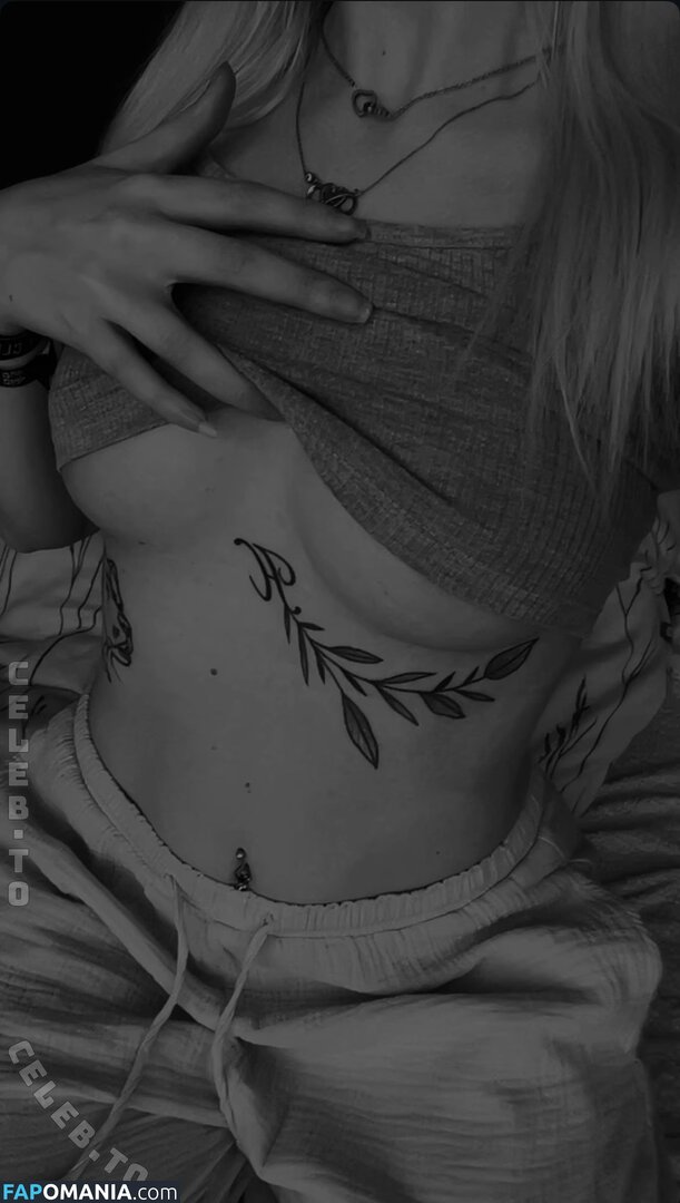 sina.njck / sina_nck Nu OnlyFans  Foto vazada #70