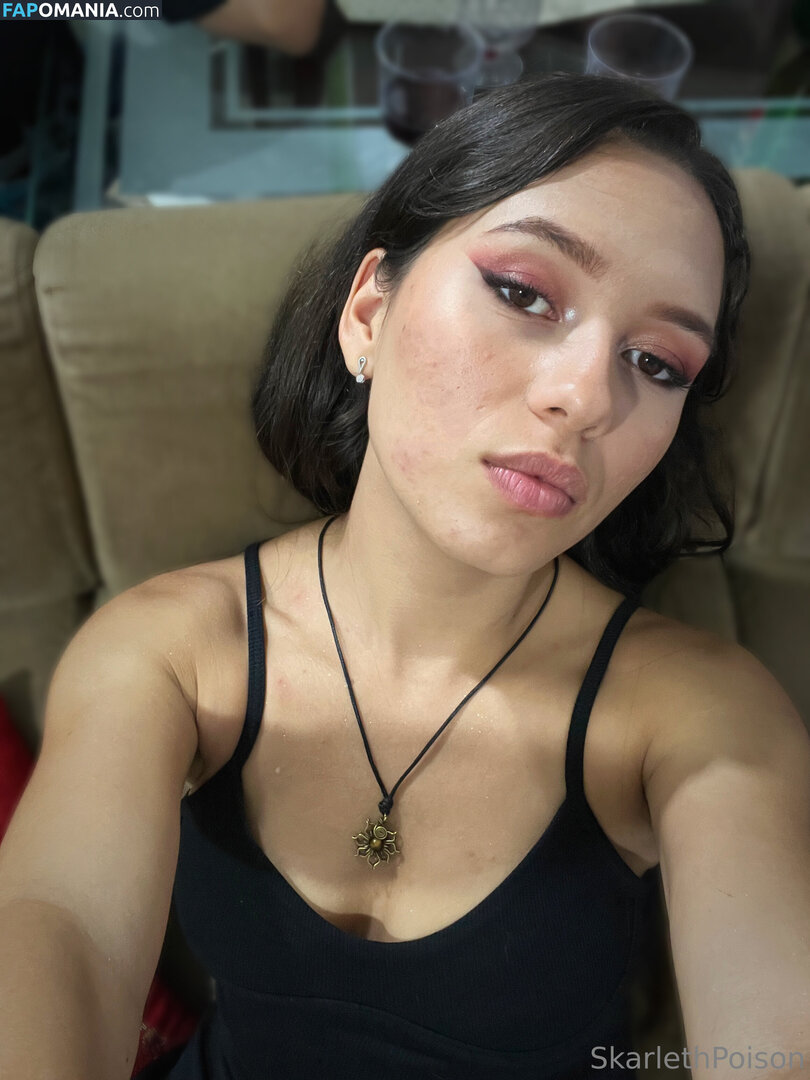 scarlettejh / skarlethpoison Nu OnlyFans  Foto vazada #4