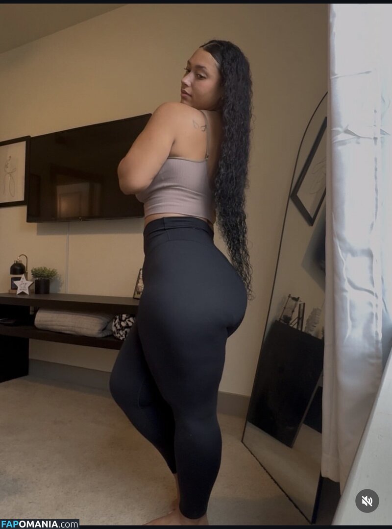 Sky / Skylar Cuevas / SkylarCuevas Nu OnlyFans  Foto vazada #2