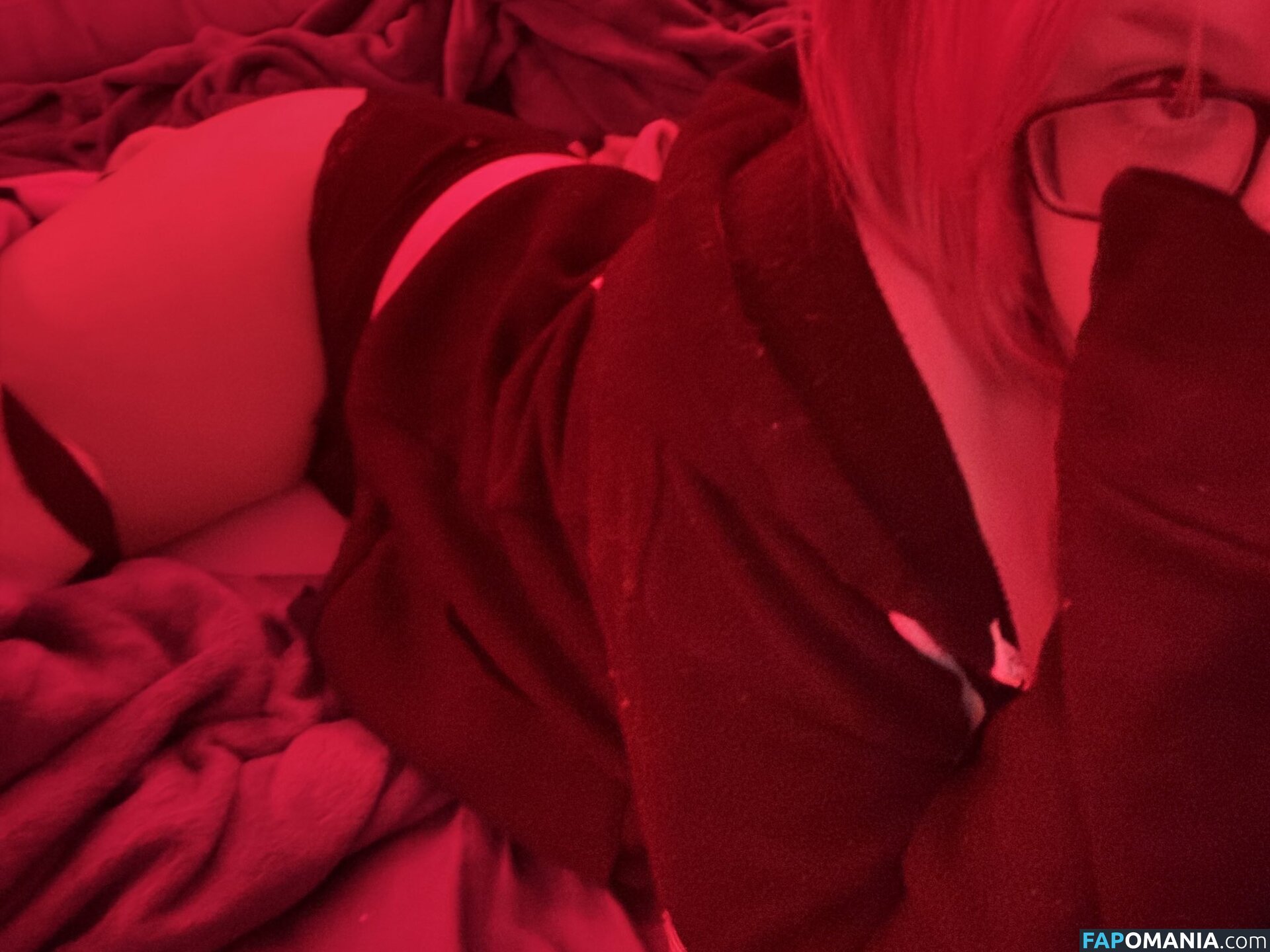 https: / skynyster / skynysterforest / supertfyaoi Nu OnlyFans  Foto vazada #1