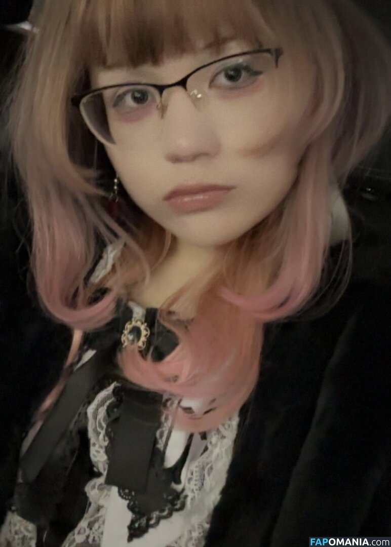 https: / skynyster / skynysterforest / supertfyaoi Nu OnlyFans  Foto vazada #3