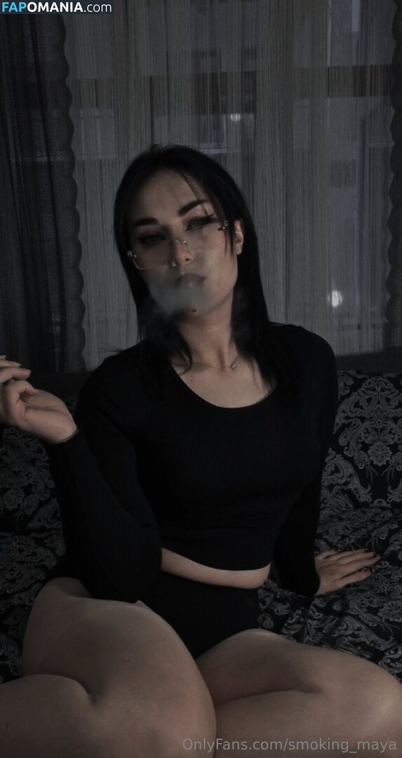 smoking_maya Nu OnlyFans  Foto vazada #11