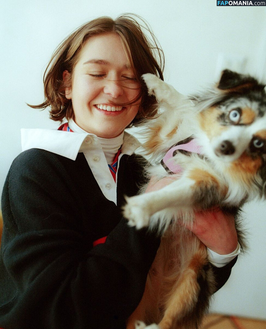 Lindsey Jordan / Snailmail Nu OnlyFans  Foto vazada #6