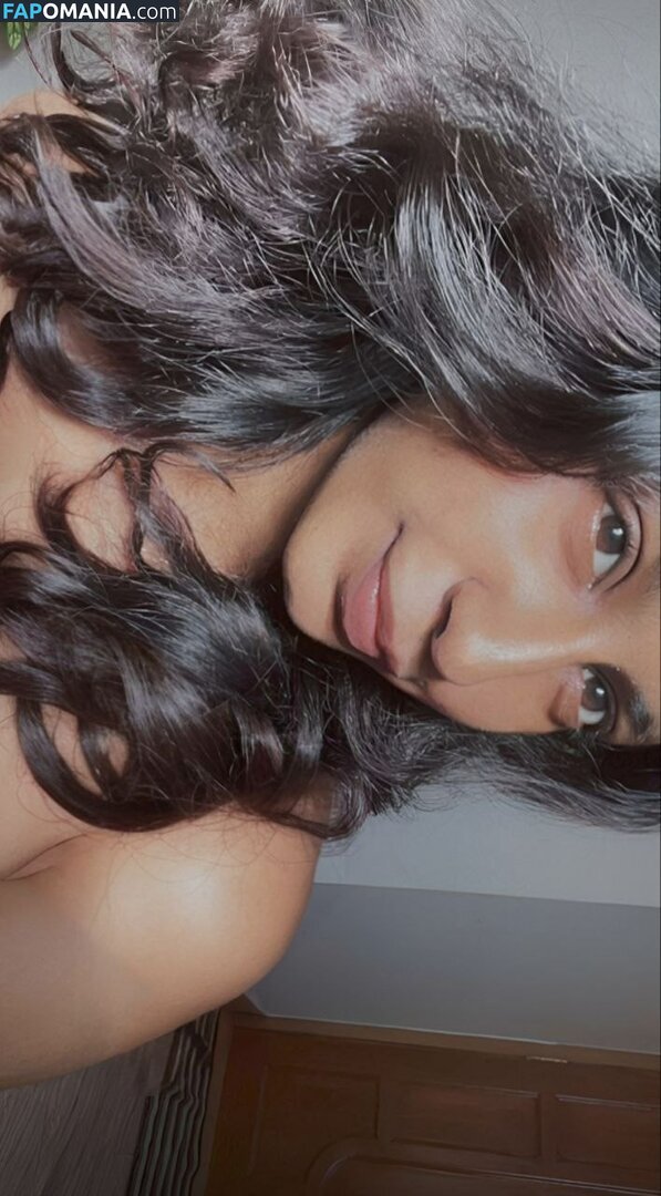 sneetha / sneetha poori Nu OnlyFans  Foto vazada #3