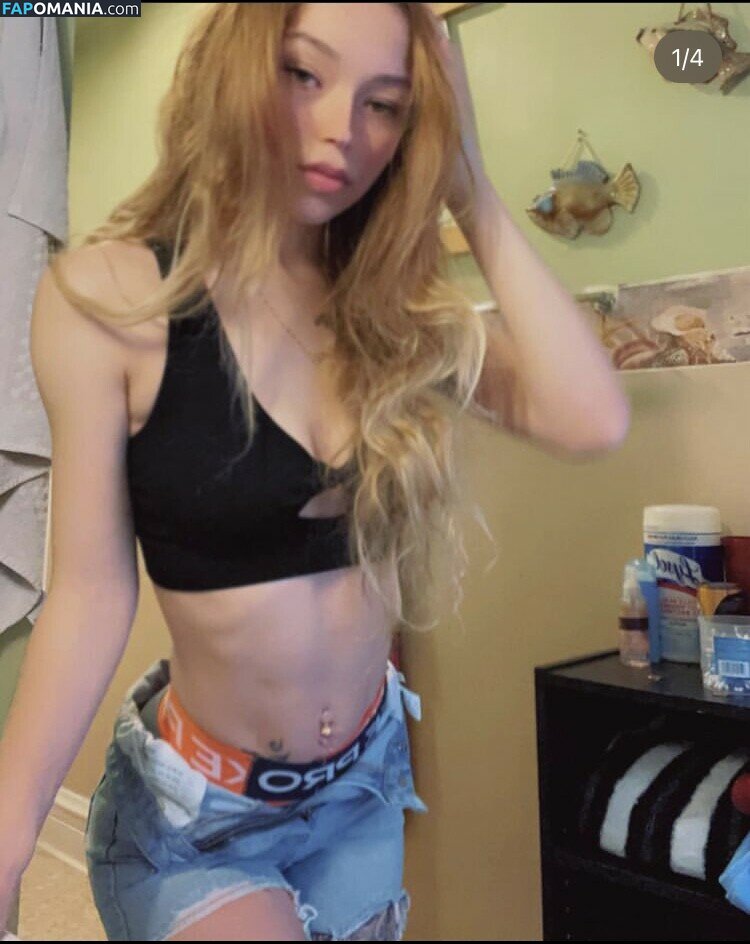 Lovekassy / Snowbunnykassy / kassygotthroat / snowbunnykayy Nu OnlyFans  Foto vazada #3