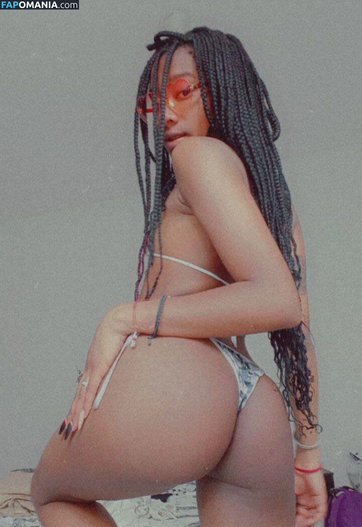 sofi_thomas_ Nu OnlyFans  Foto vazada #1
