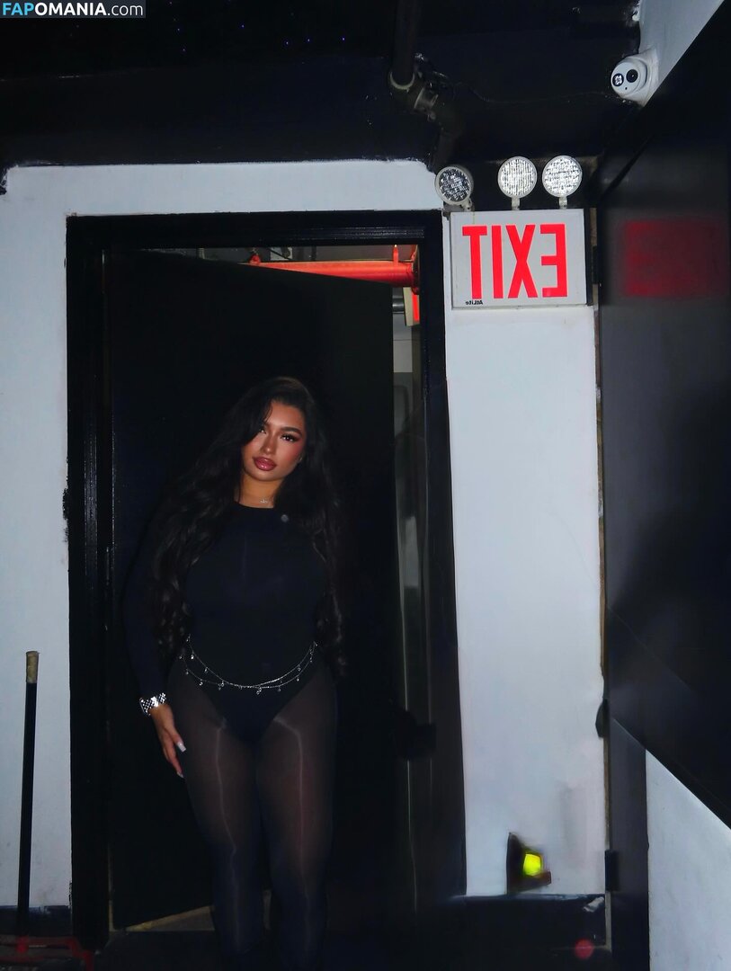 sofia.deroian / sofiaderoian Nu OnlyFans  Foto vazada #13