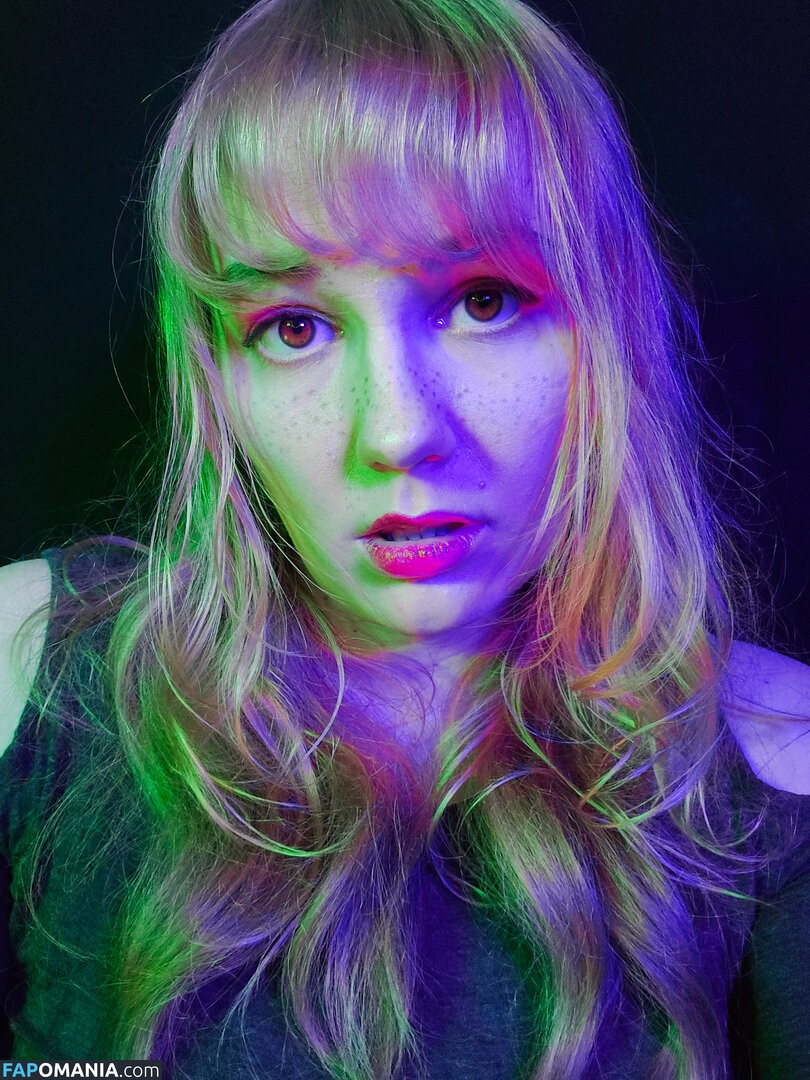 brightstartheory / softlygaloshes Nu OnlyFans  Foto vazada #33