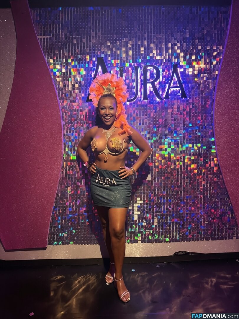 BBB 4 / Solange Vega / https: / solvegaoficial Nu OnlyFans  Foto vazada #8