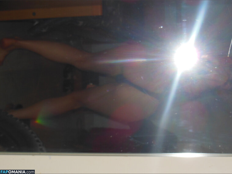 Joe / Sondaspaziale Nu OnlyFans  Foto vazada #11