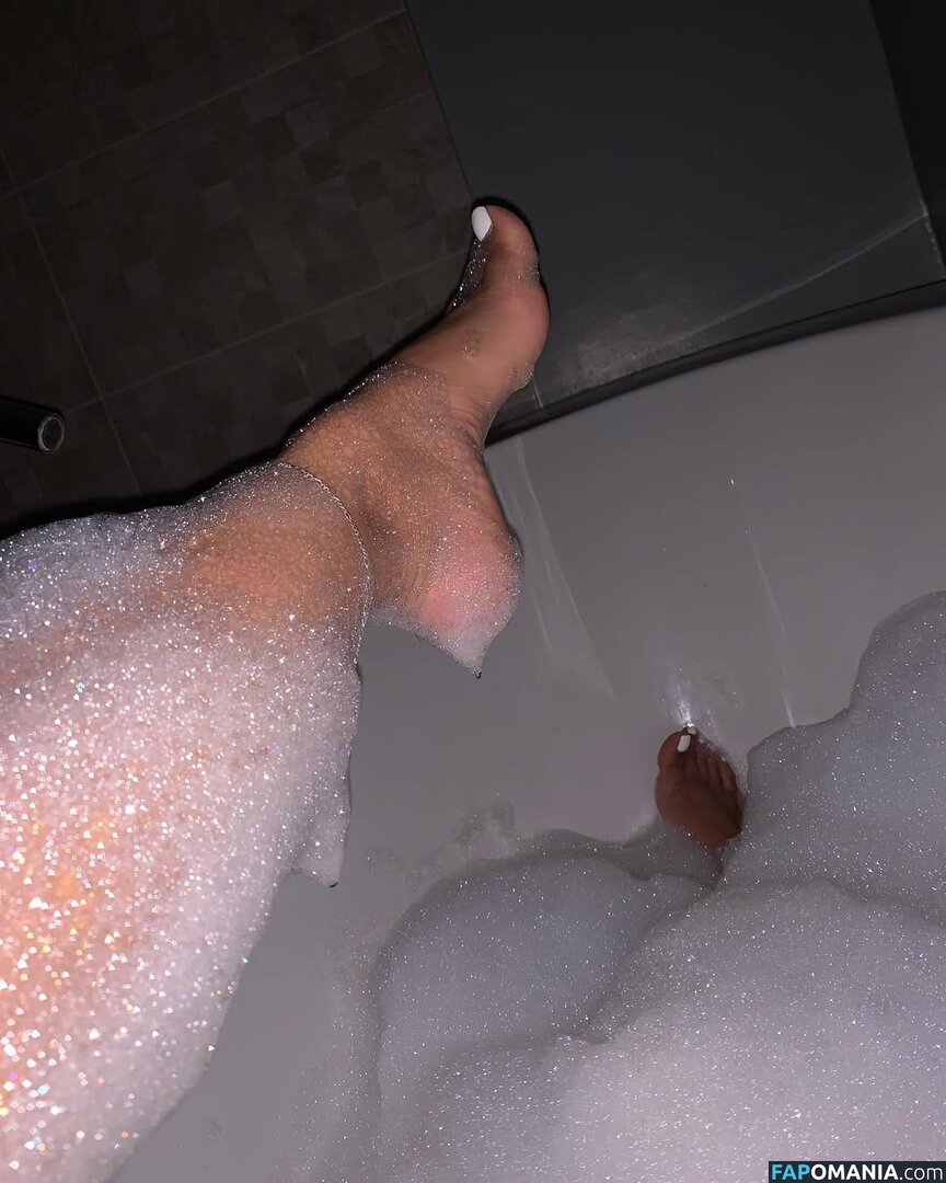 Sophia Abdalla / Sophiatheminx / https: Nu OnlyFans  Foto vazada #13