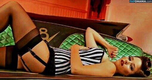 Sophia Bush / sophiabush Nu OnlyFans  Foto vazada #8